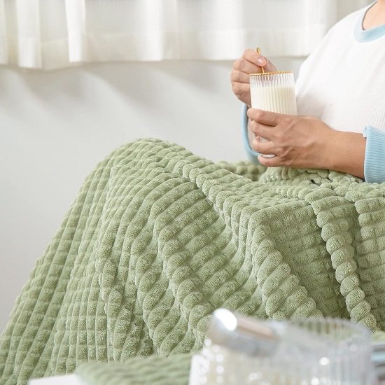 Luxury Flannel Fleece Super Soft Home Furnishing Throw Blanket with Stereoscopic Grid Design (Sage Green, 50"x70")